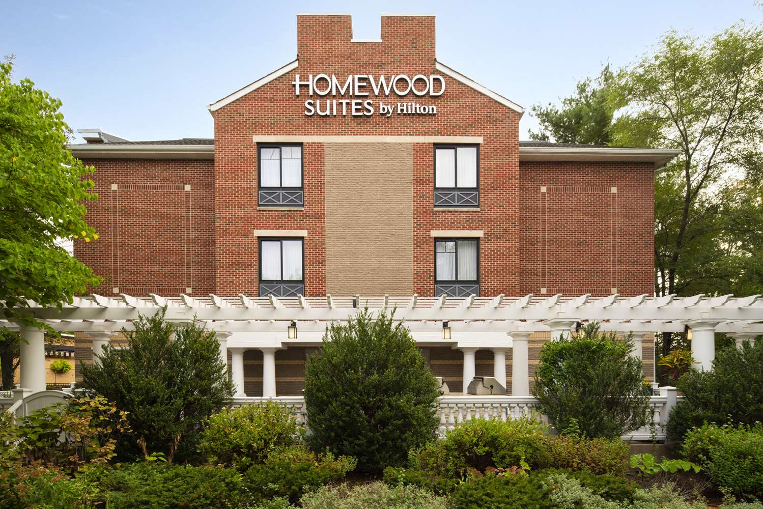 Фото Homewood Suites by Hilton Cambridge-Arlington