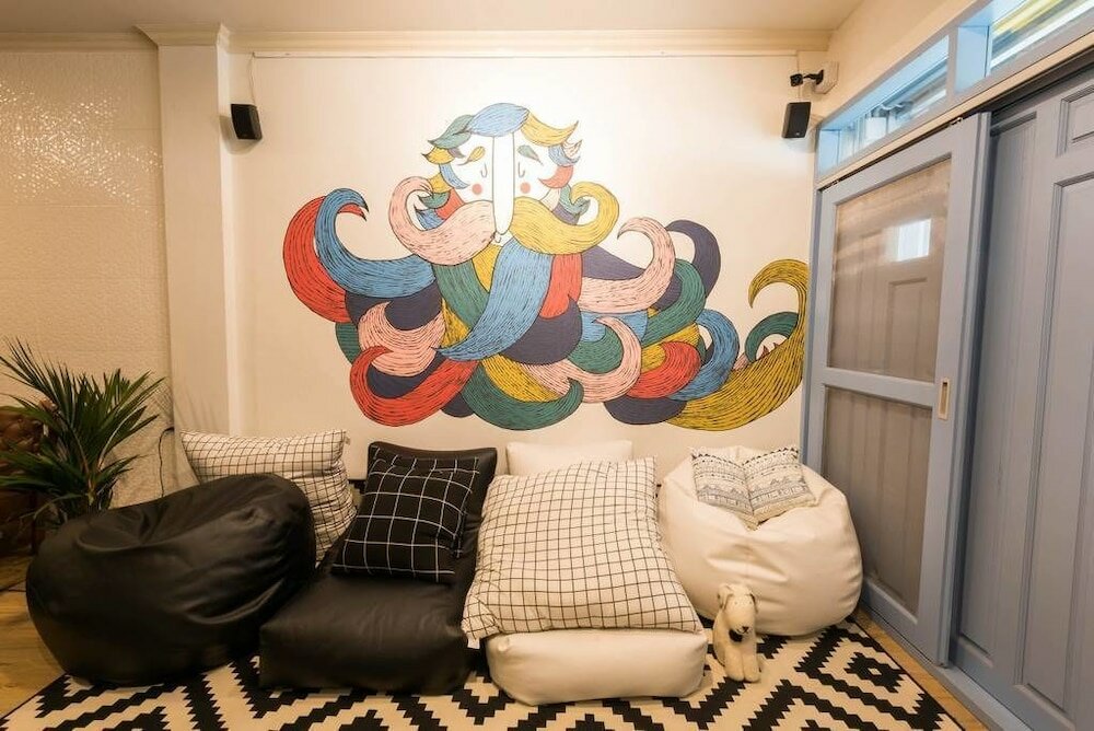 Фото Vacation Townhome near Bts Ekamai