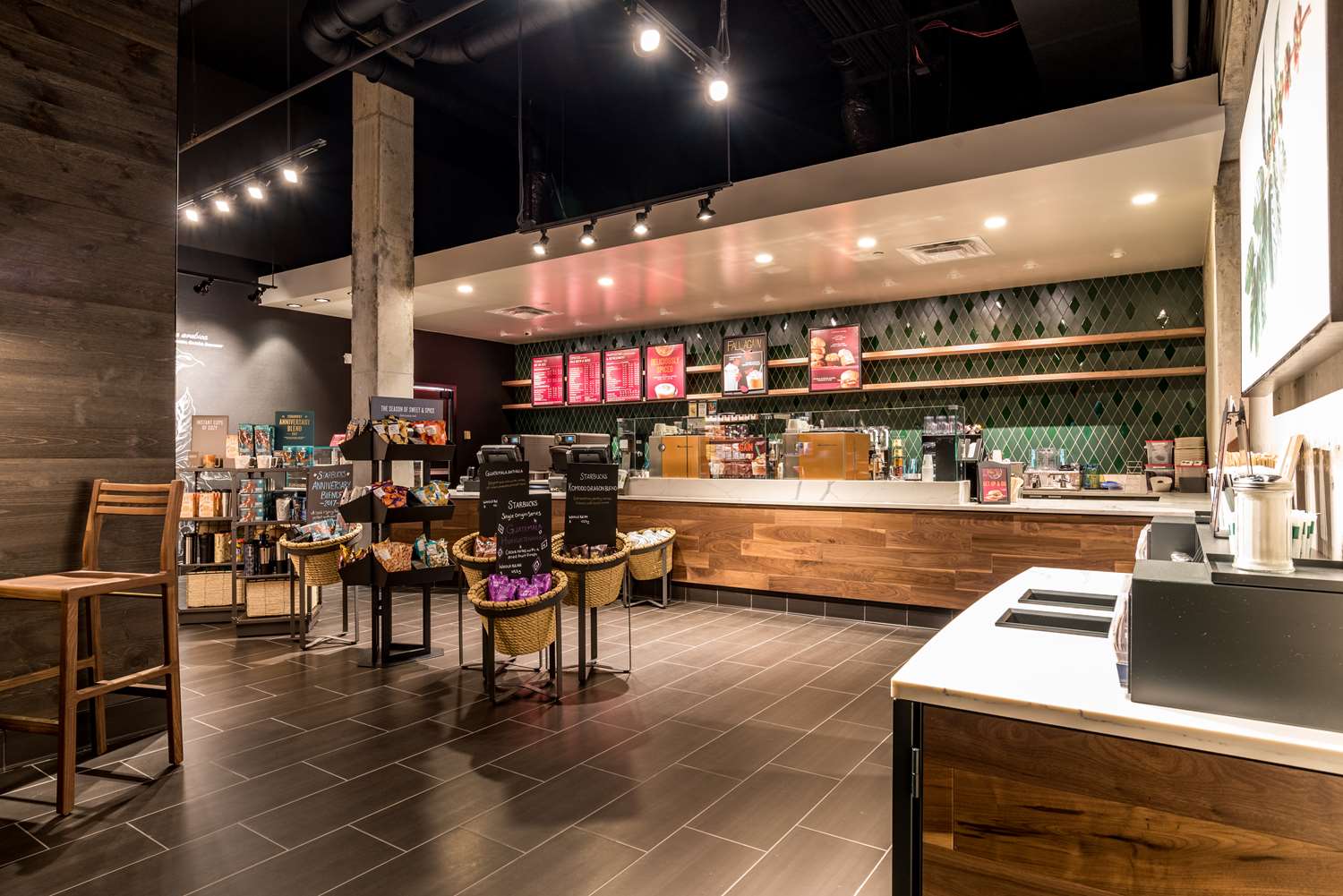 Фото Hilton Fort Wayne at the Grand Wayne Convention Center