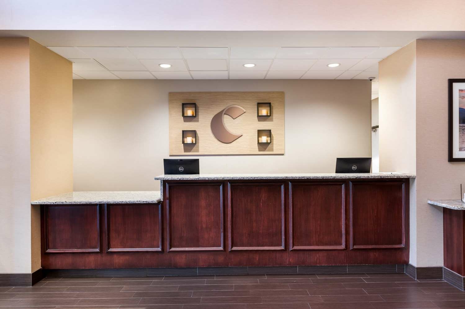 Фото Comfort Suites Northlake