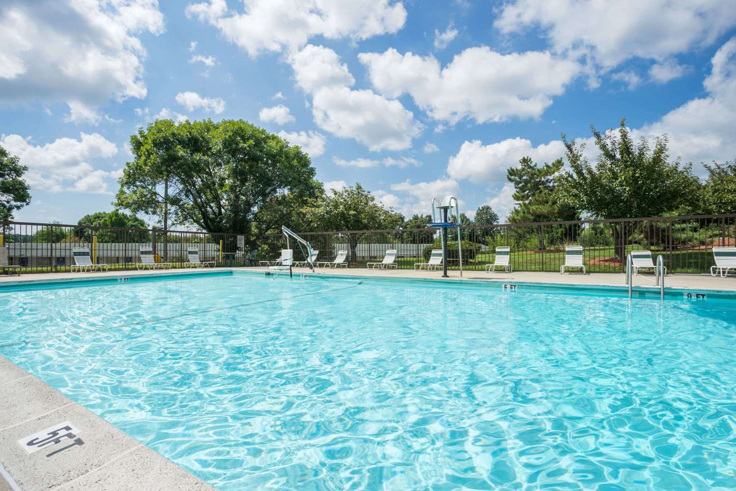 Фото Red Roof Inn Baltimore