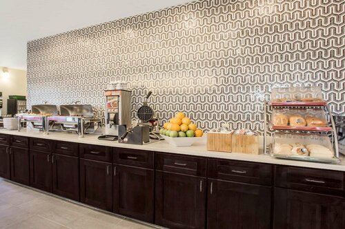 Внешний вид отеля Hawthorn Suites by Wyndham Livermore Wine Country в Ливерморе, фото 4