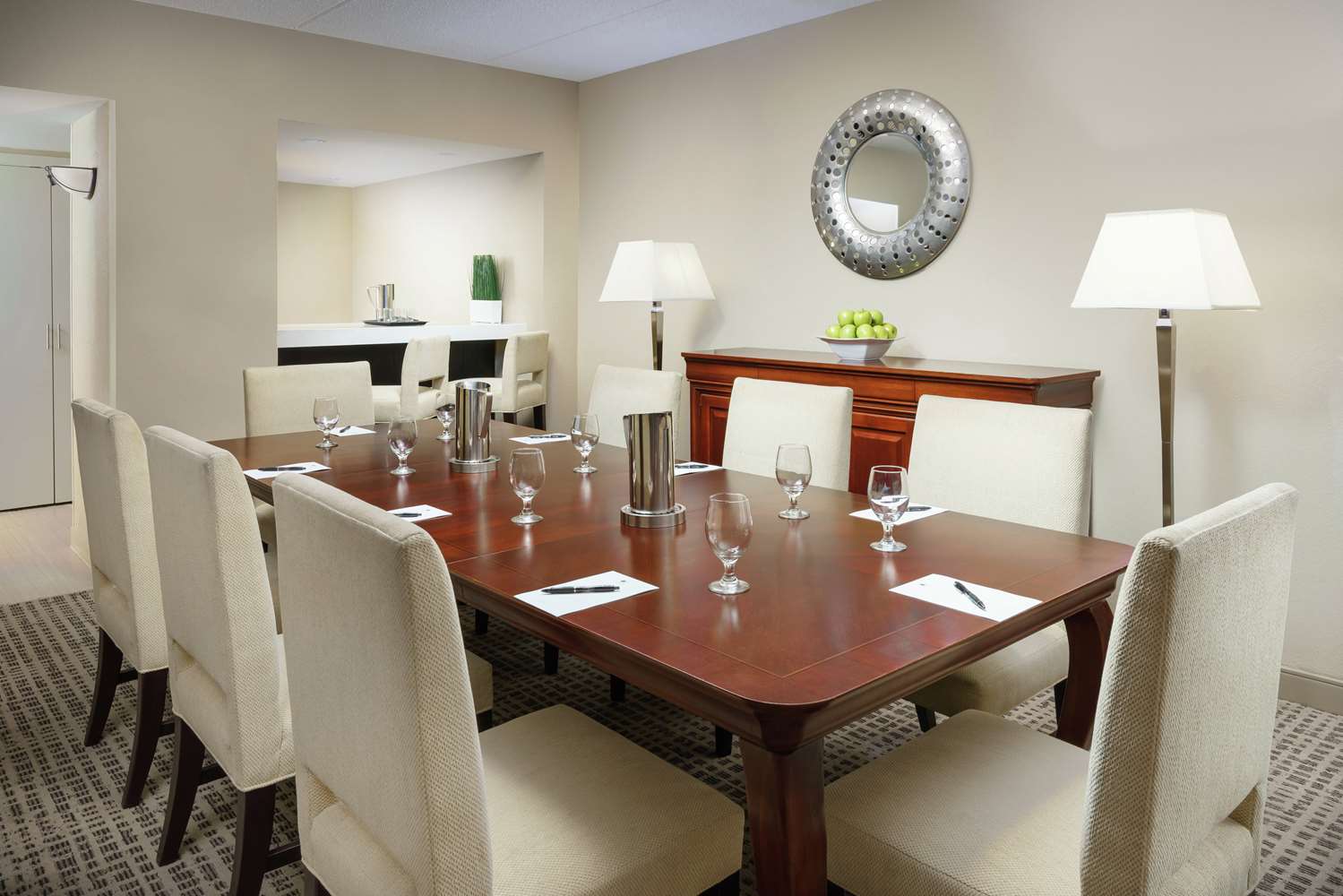 Фото DoubleTree by Hilton Orlando Airport