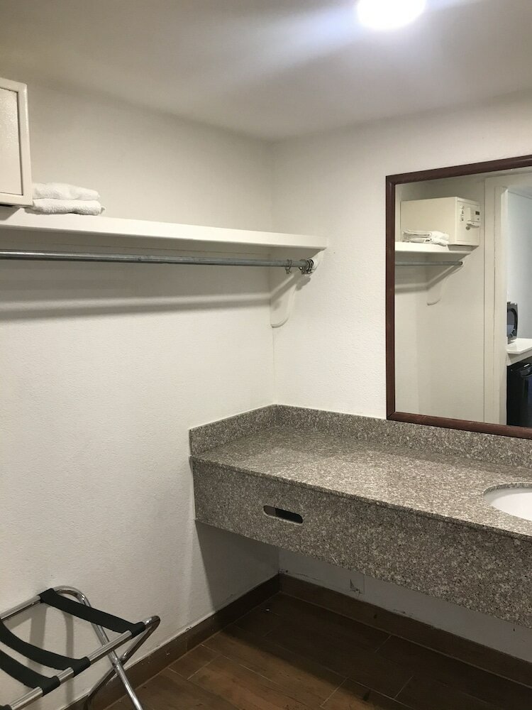 Фото Star Inn Hotel Seaworld San Antonio