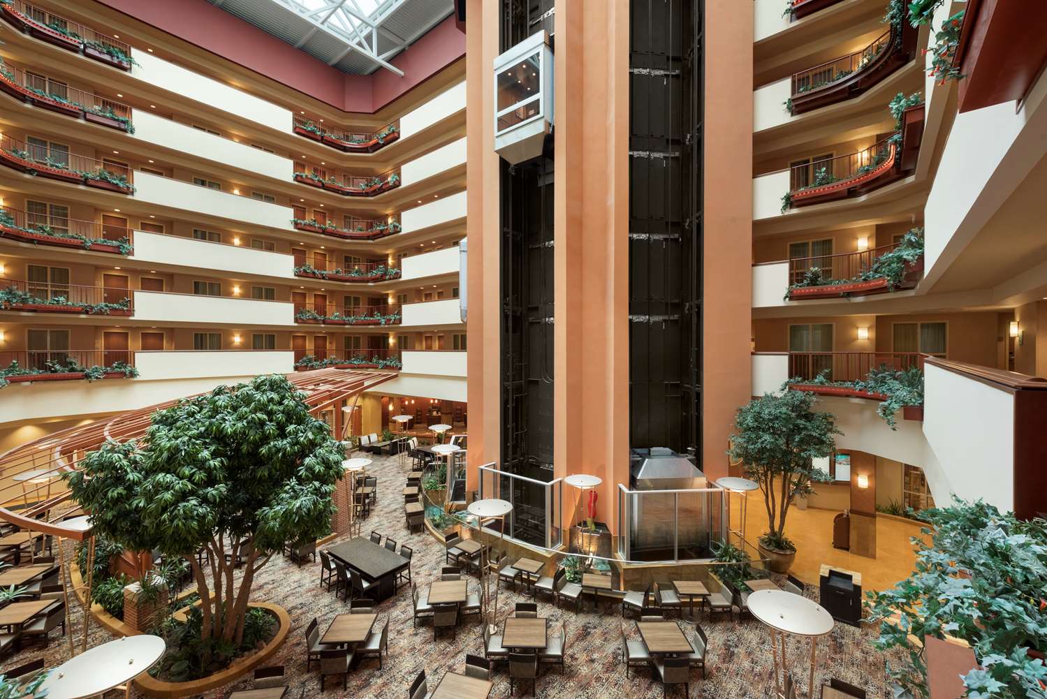 Фото Embassy Suites Omaha-La Vista/Hotel & Conference Center