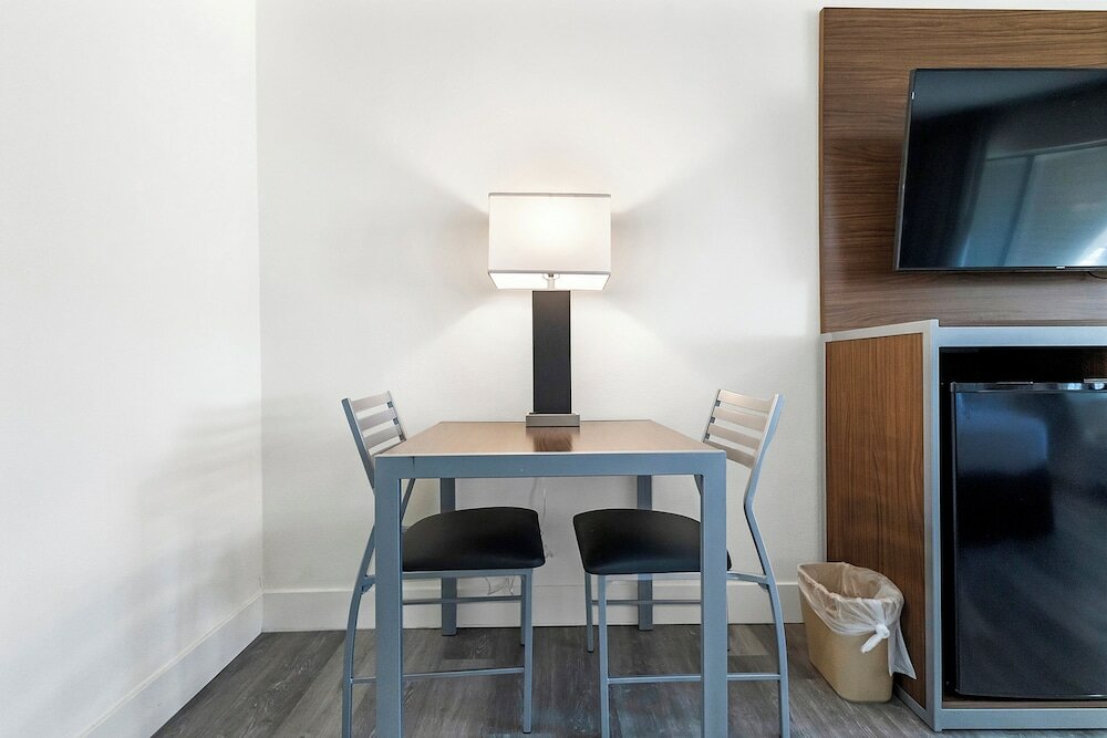 Фото Heritage Inn Express Roseville