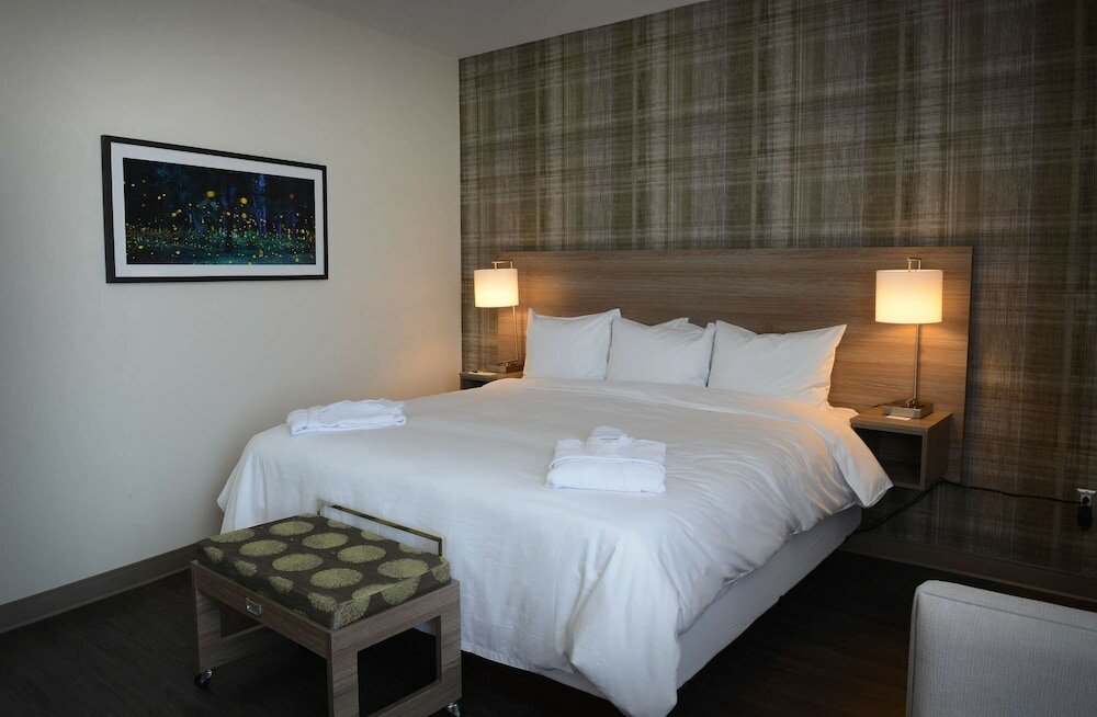 Фото Radisson Kingswood Hotel & Suites, Fredericton, NB