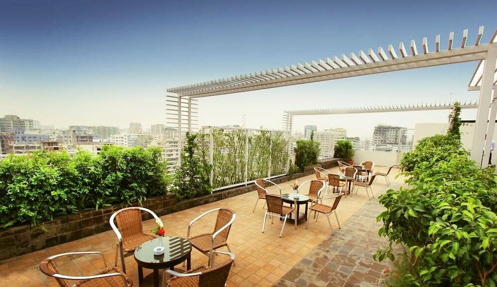 Фото Sky City Dhaka