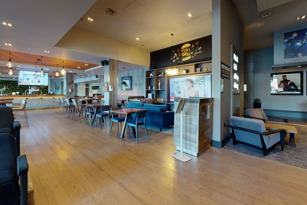 Фото Village Hotel Leeds South