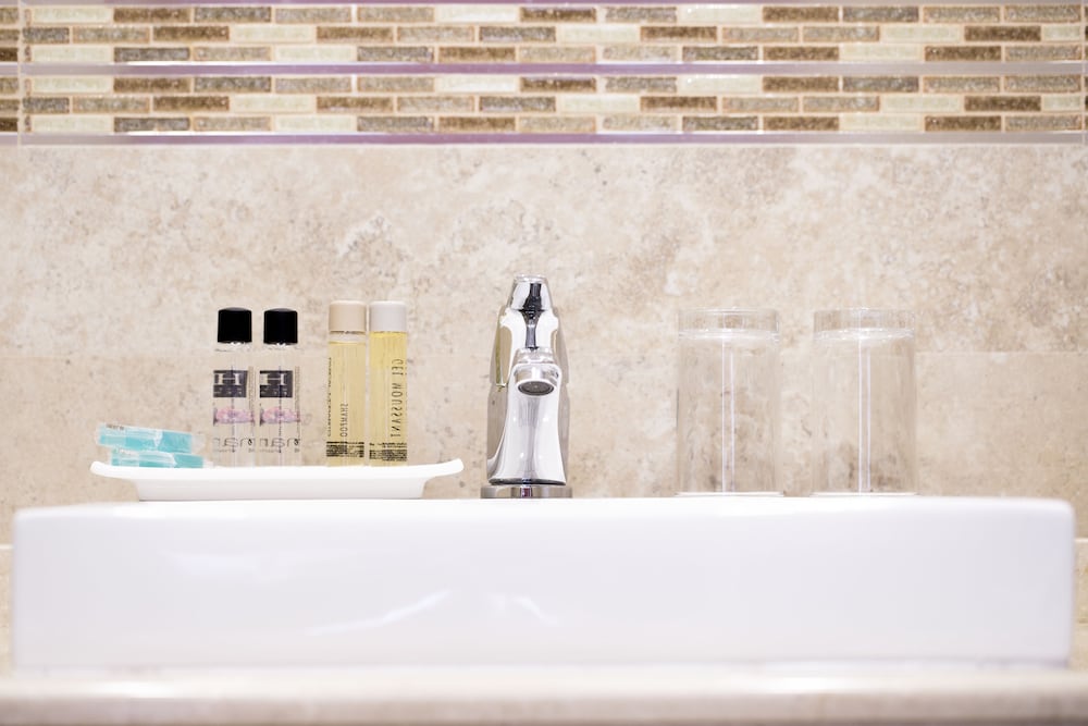 Фото Hostal Alhambra