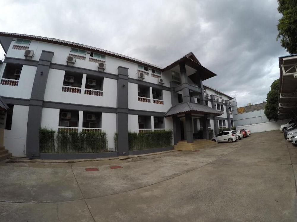 Фото Future Place Mansion Ubon