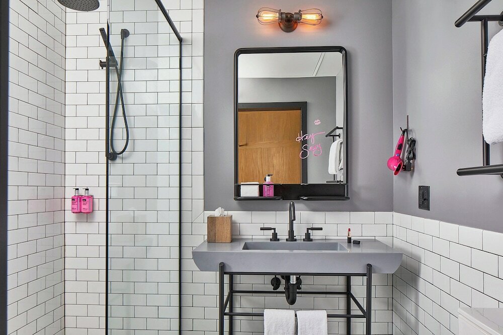 Фото Moxy Minneapolis Uptown