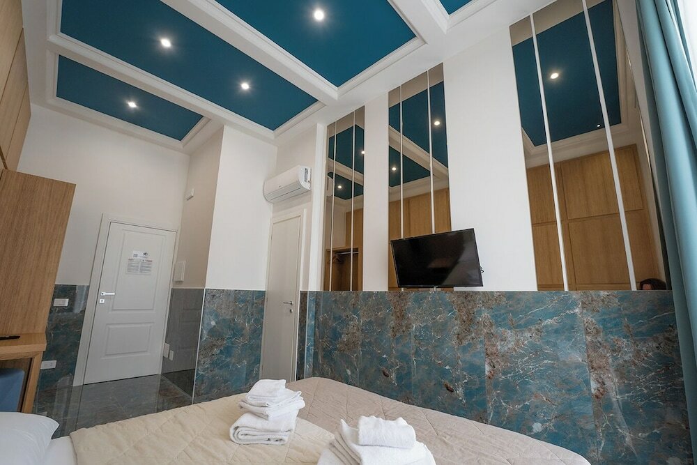 Фото H.G. Boutique Toledo Napoli Centro