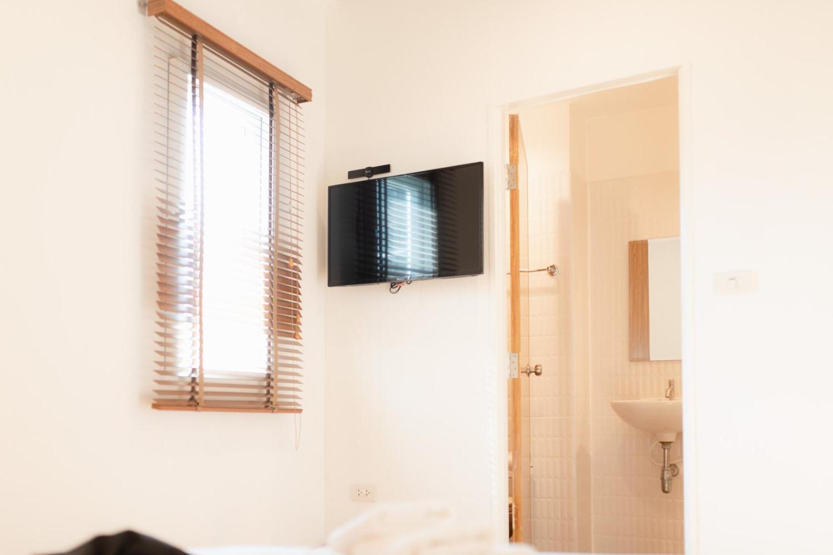 Фото Hotel Papa Bangkok Siriraj