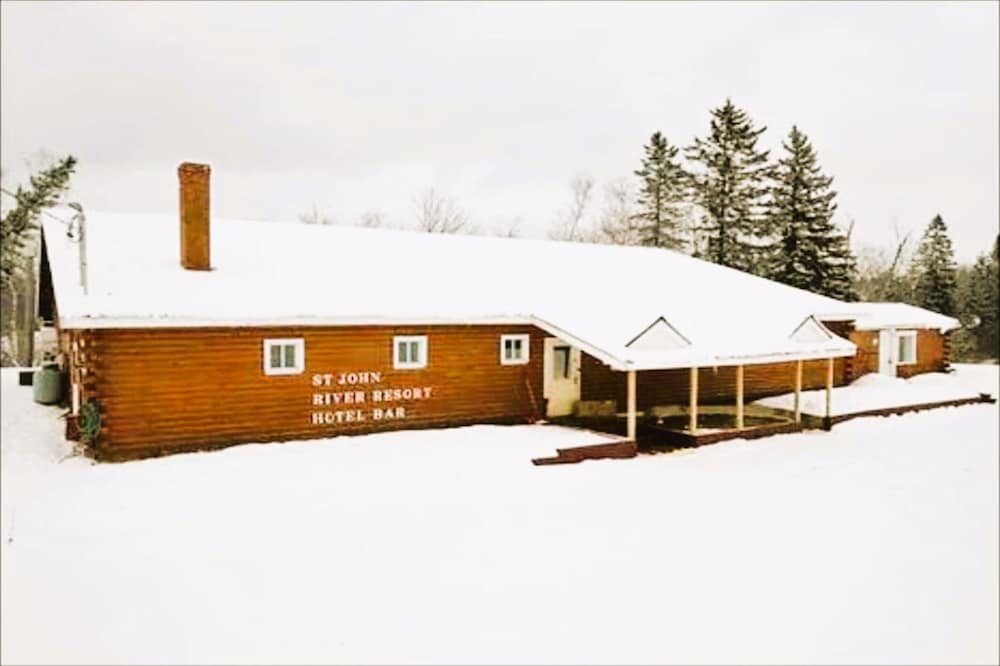 Фото Love Hotels St John River by Oyo at Fort Kent Me