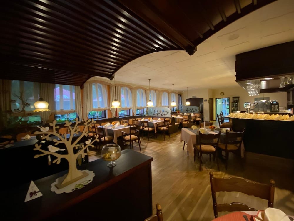 Фото Hotel Ristorante Herbstein