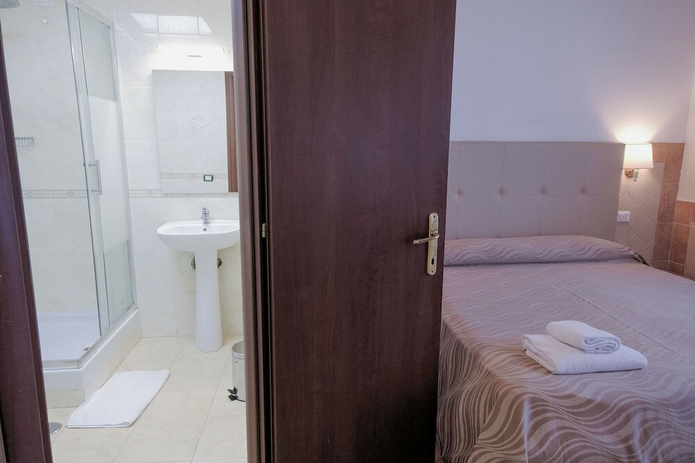 Фото Hotel Alex Square