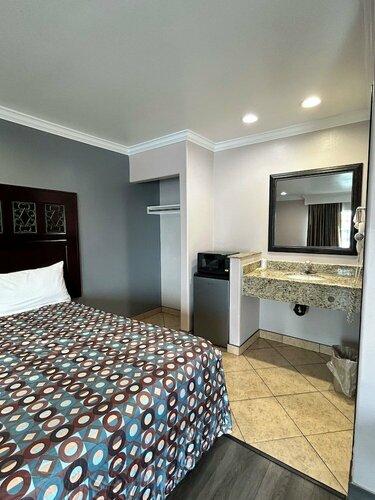 Гостиница Hyland Motel в Бреа