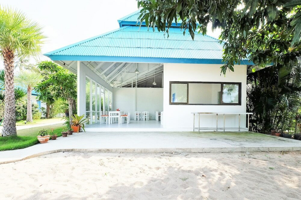 Фото March Samui