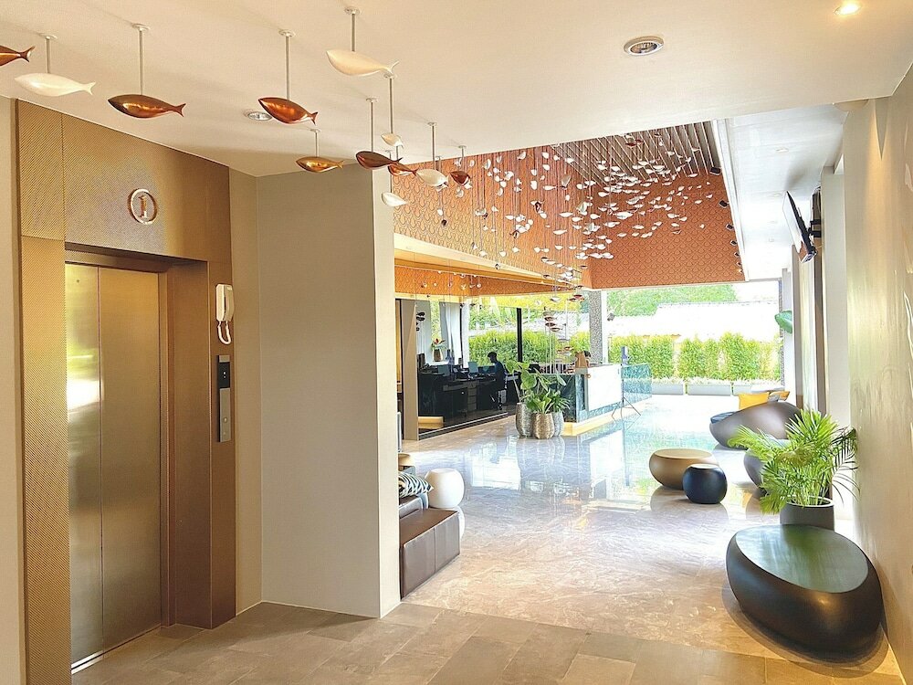 Фото The Poem Hotel