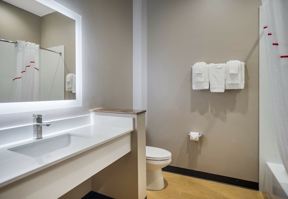 Фото Red Roof Inn Lancaster, Tx