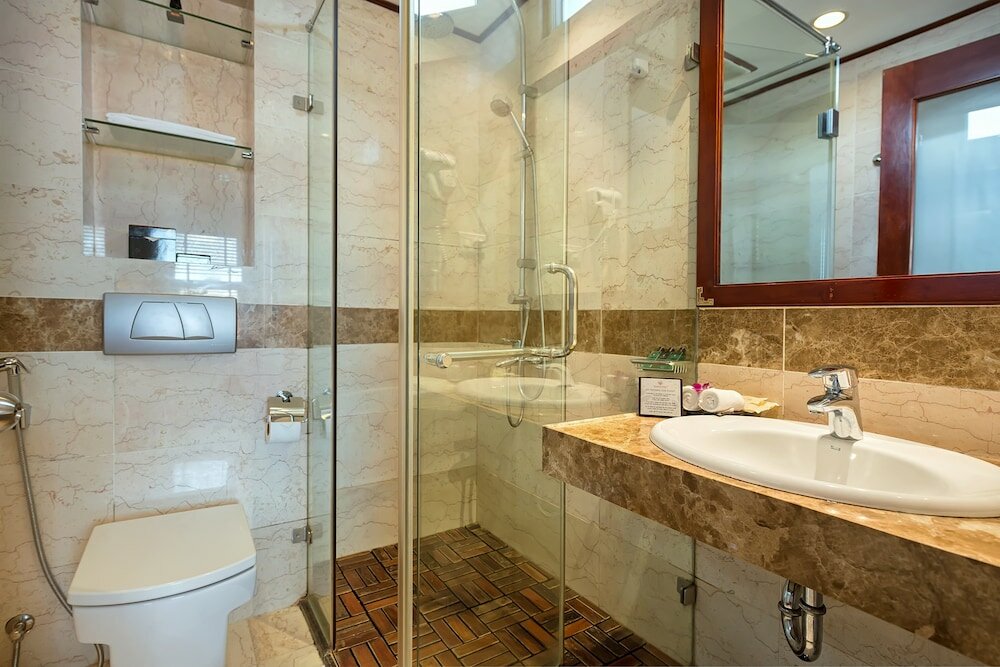 Фото Hanoi Elegance Happy Hotel