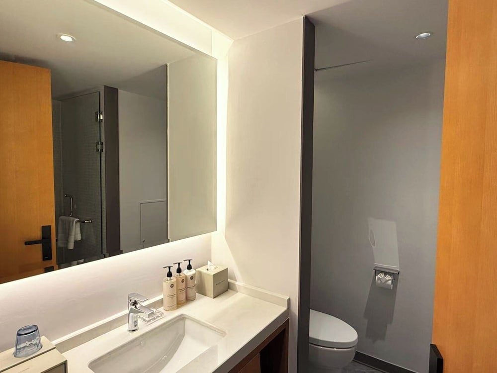 Фото Wyndham Garden Phuket Kamala