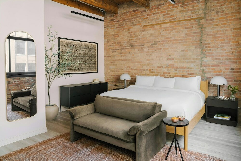 Фото Sonder The Burnham