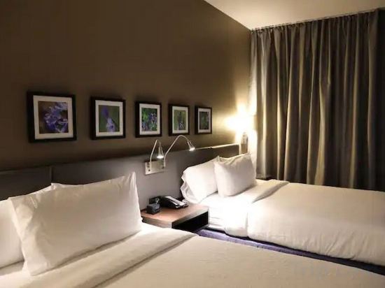 Фото Hilton Garden Inn Austin Airport