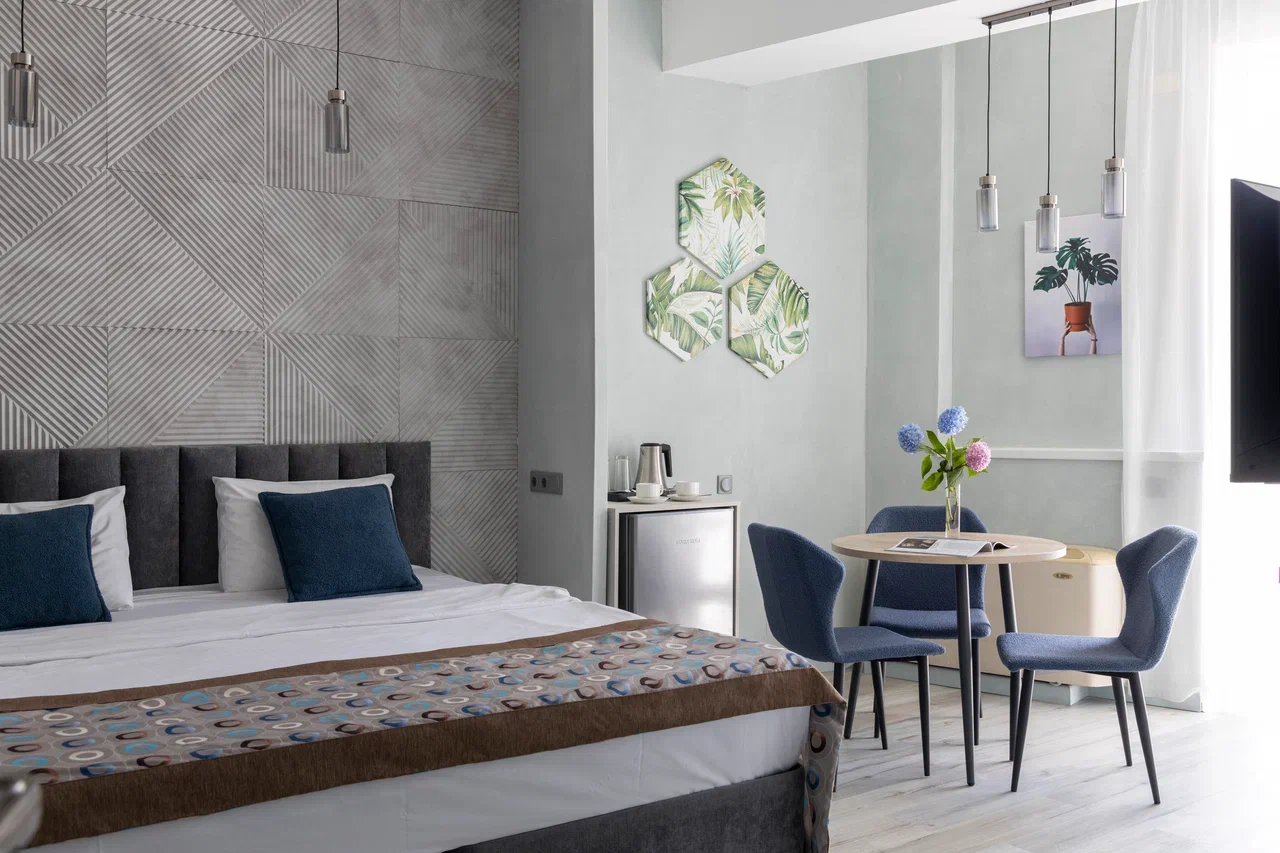 Фото отеля 1