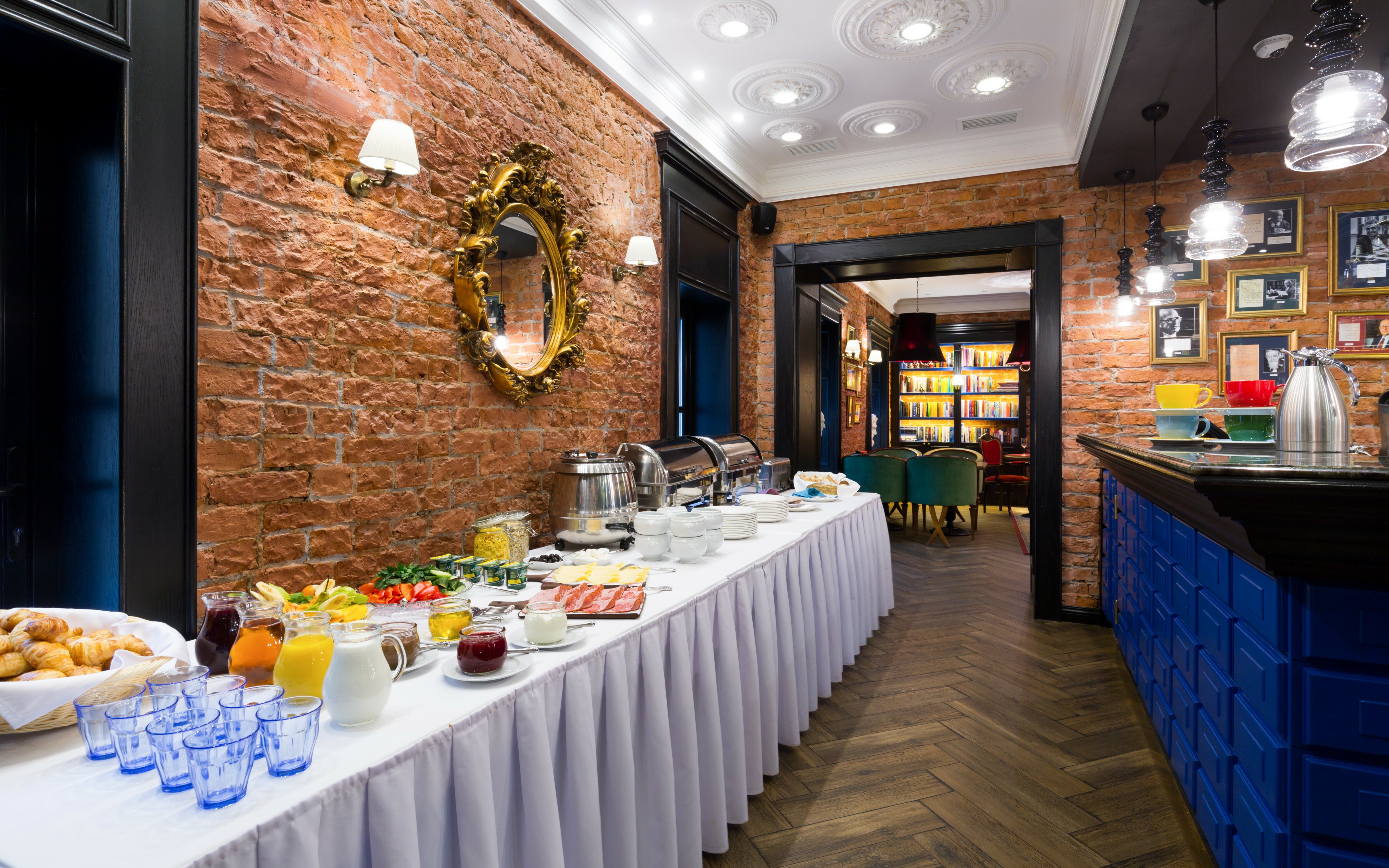 Фото Ахиллес и Черепаха