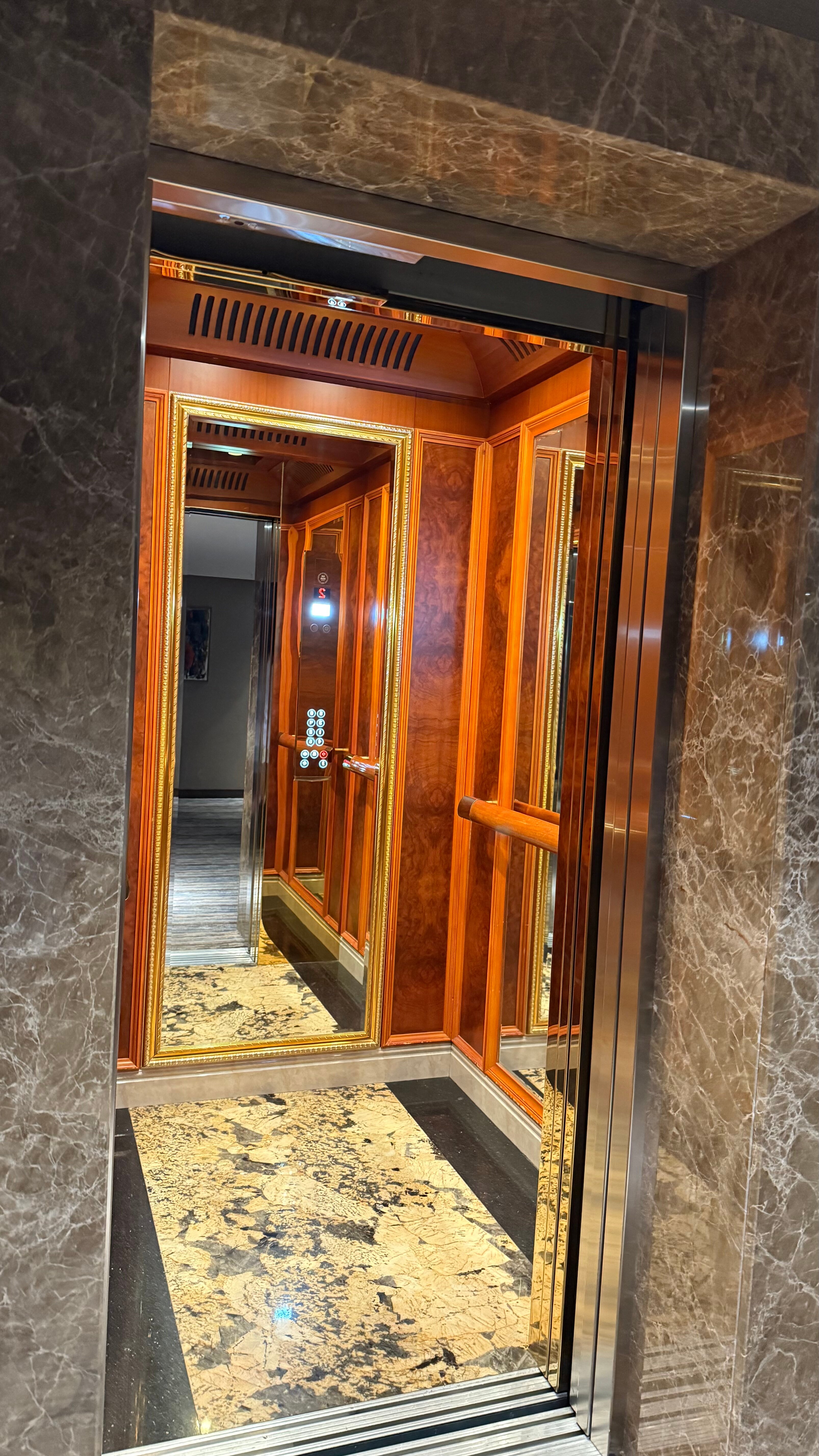 Фото Marjan Plaza Hotel