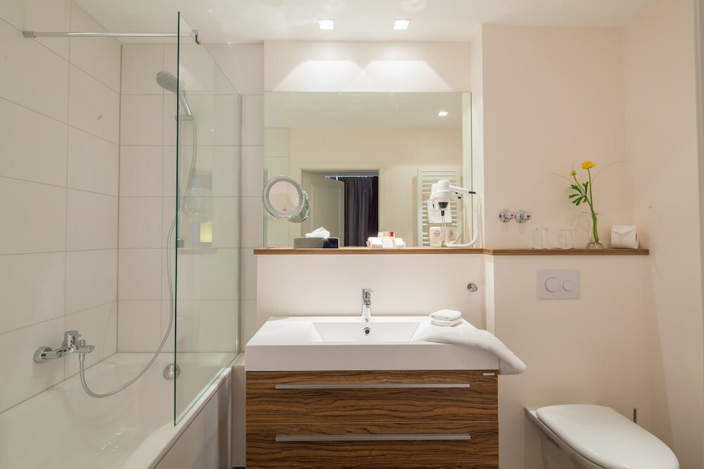 Фото Hotel Goldene Traube