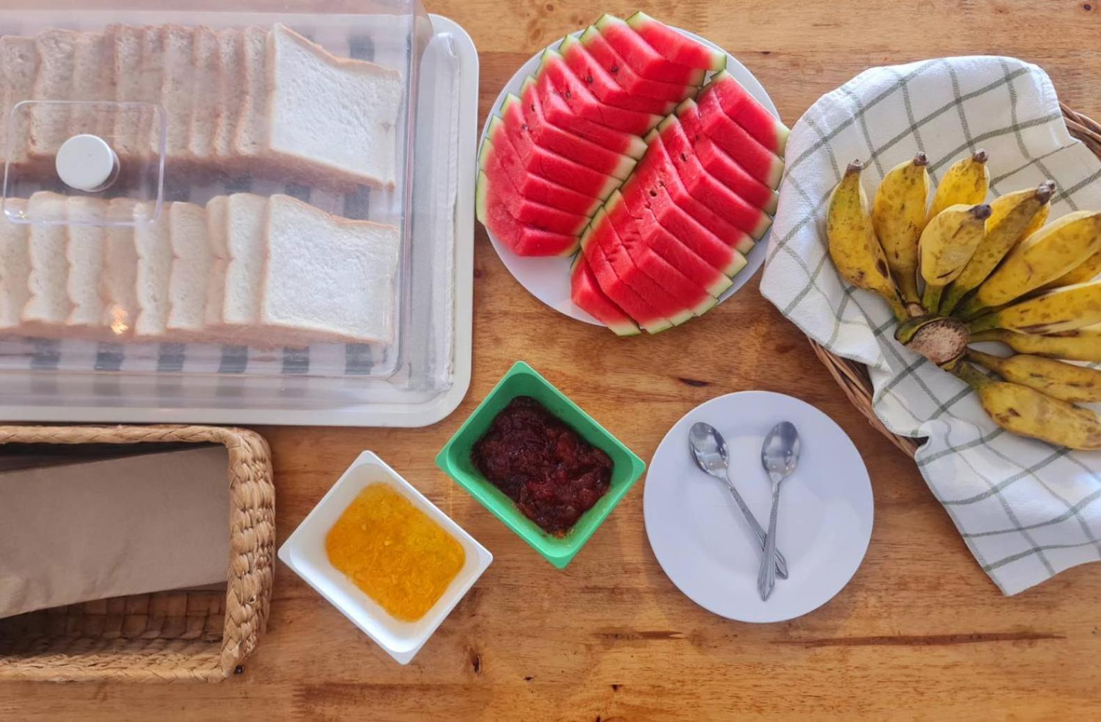 Фото Green Sleep Hostel