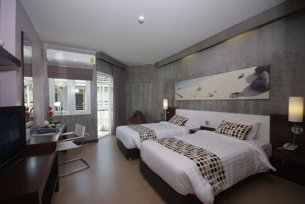 Фото Baan SanPluem Beachfront Condominium