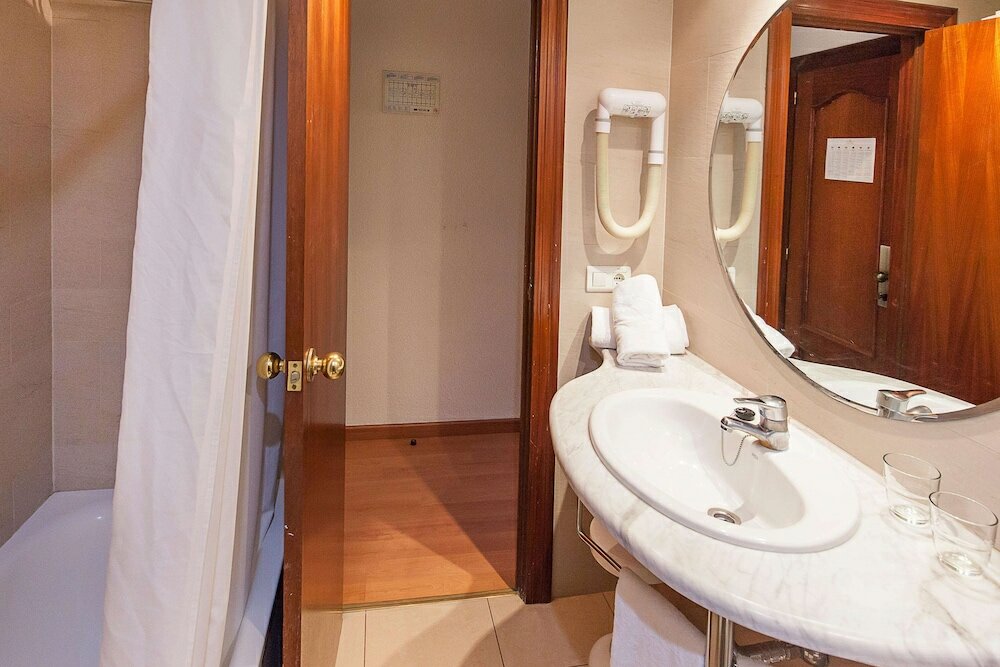 Фото Port Vista Oro Hotel