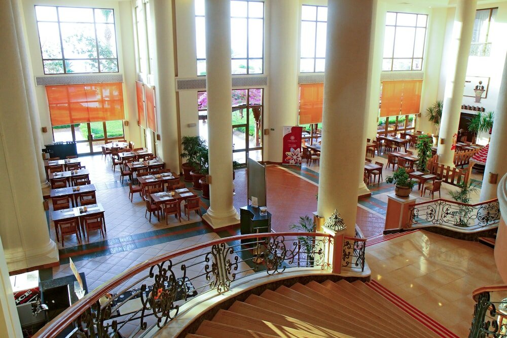 Фото Charmillion Club Resort