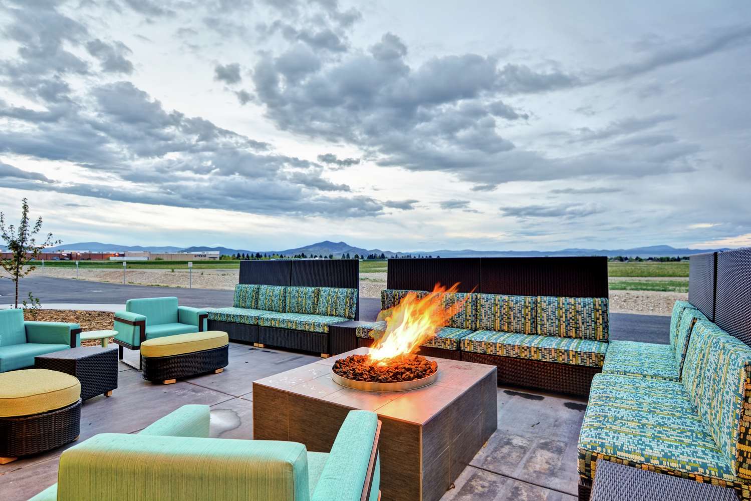 Фото Home2 Suites by Hilton Helena