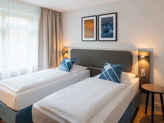 Фото Ghotel hotel & living Hannover