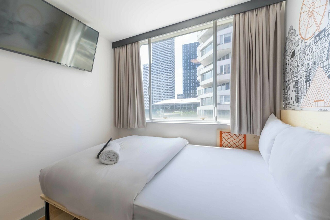 Фото EasyHotel London Croydon