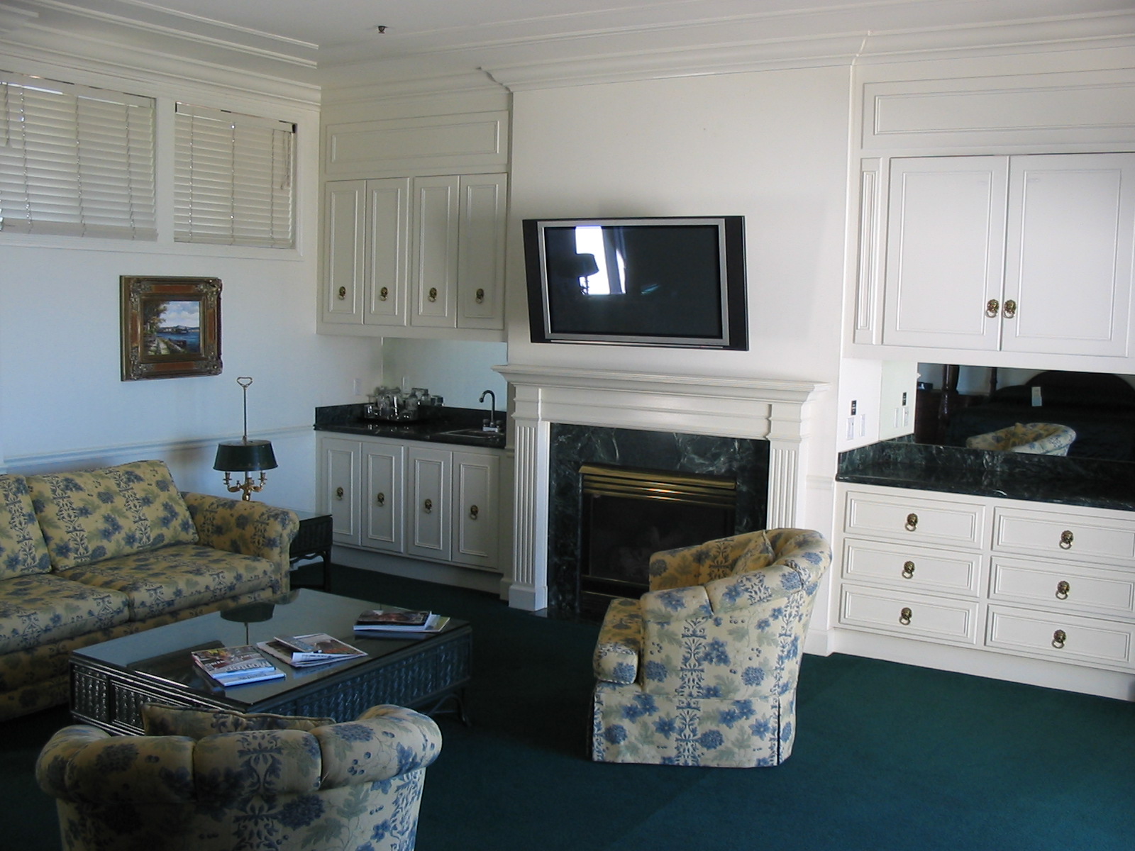 Фото отеля 2