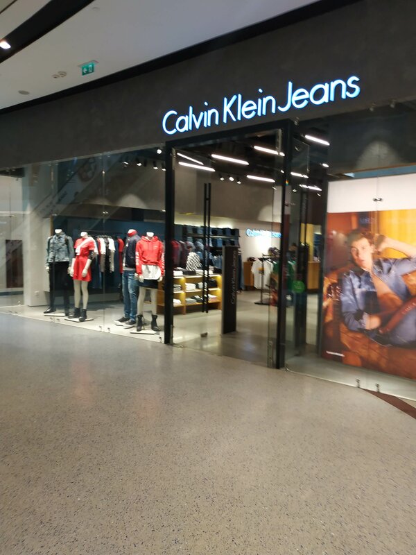 Calvin klein top clothing store