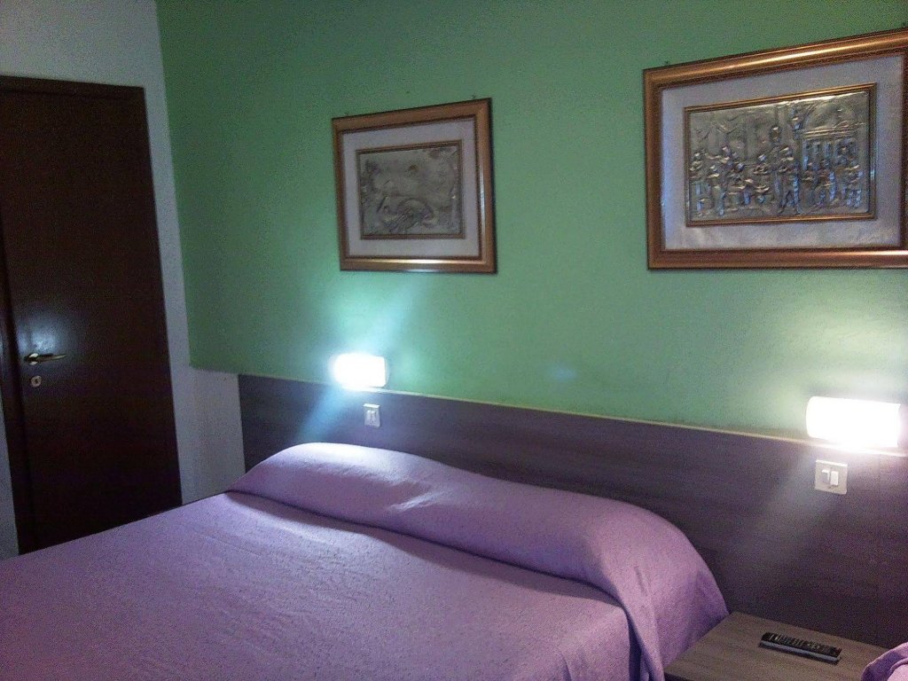 Фото Hotel Bristol