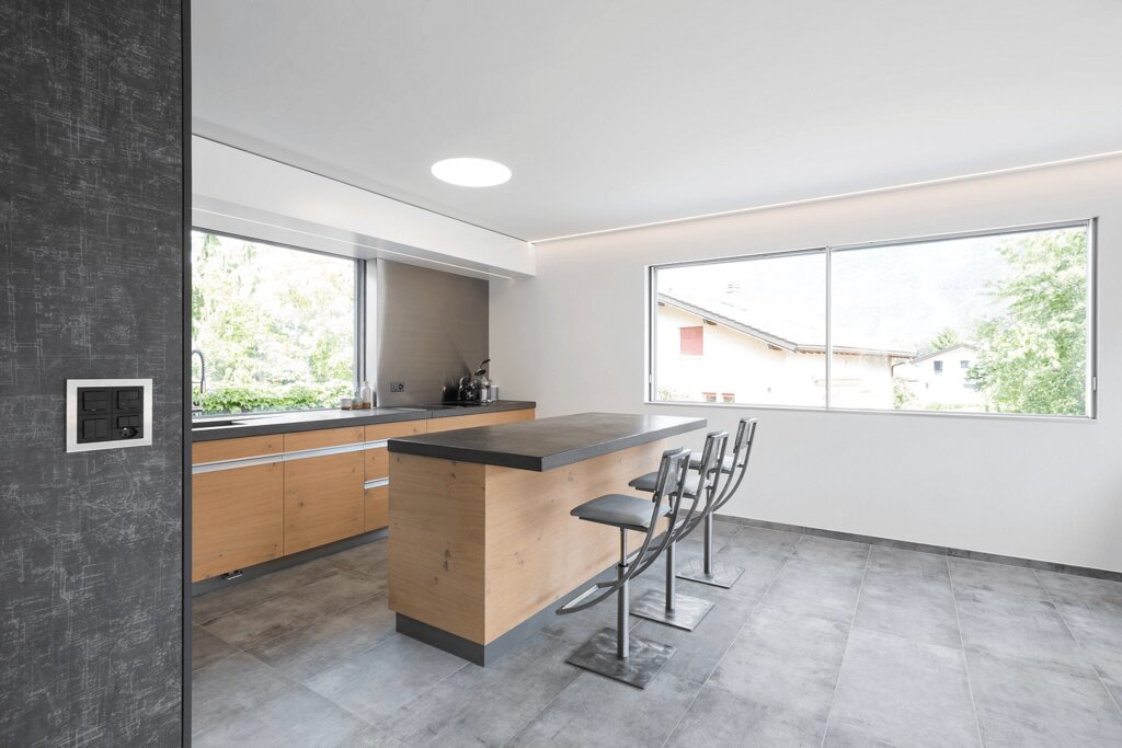 Home appliances wholesale Pellouchoud & Cie Electricité - Chauffage, Valais, photo