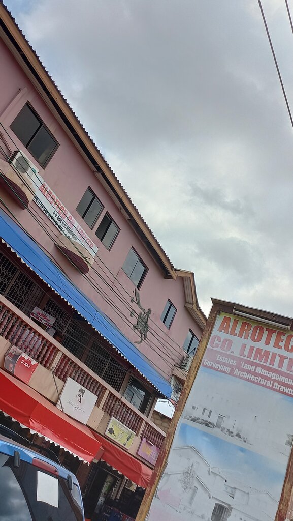 Jewelry store Silver Glitters, Accra, photo