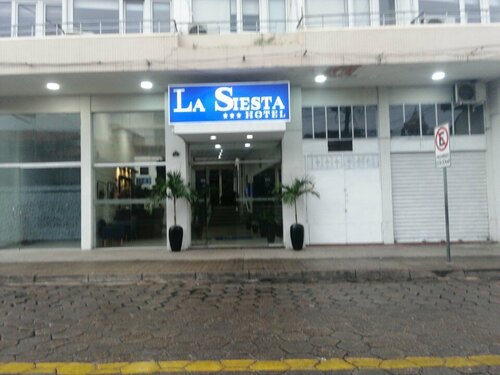 Гостиница La Siesta Hotel в Санта-Крус-де-ла-Сьерра