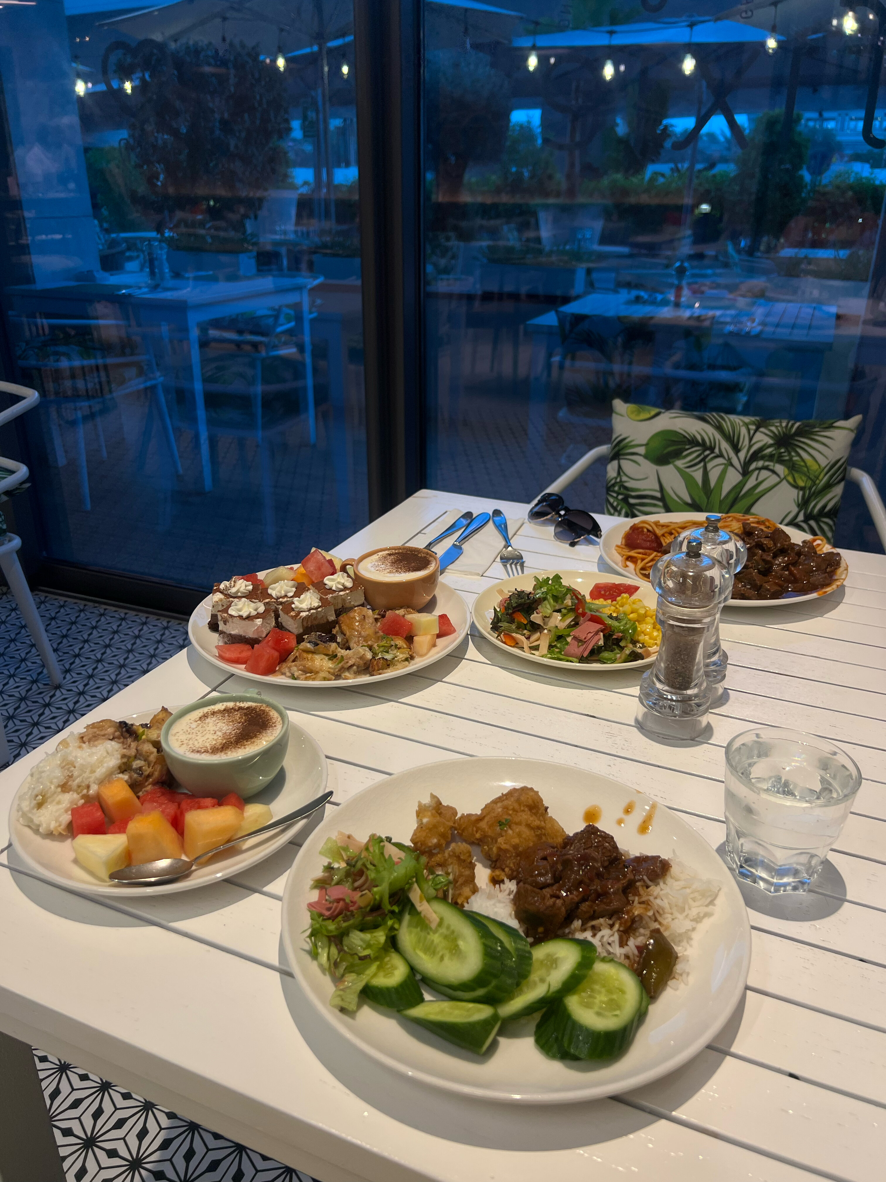 Фото Qafqaz Baku City Hotel & Residences