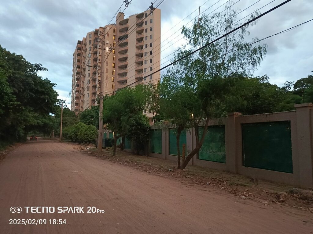 Apartments in new buildings Torres Solaris, Santa Cruz de la Sierra, photo