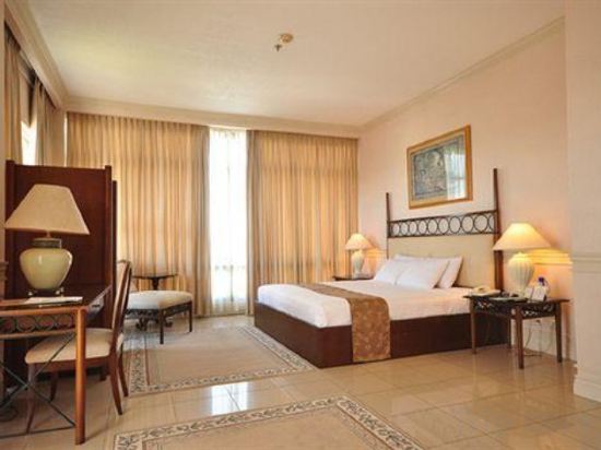 Фото The MetroCentre Hotel and Convention Center