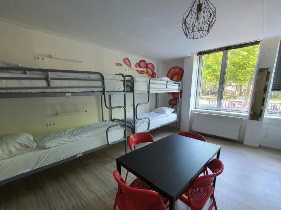 Фото Dutchies Hostel